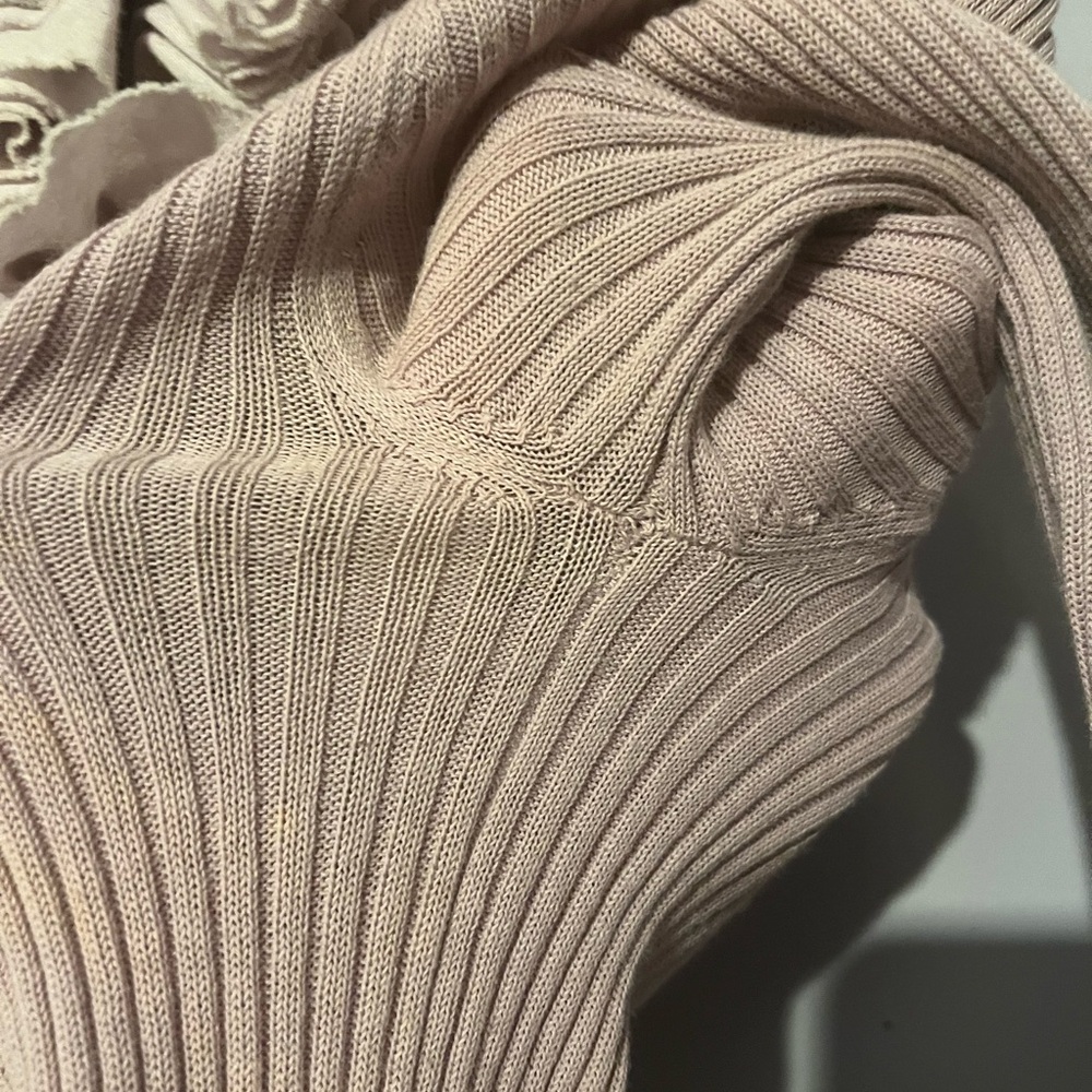Marc Jacobs Ruffle Ribbed Top - Picture 6 of 8